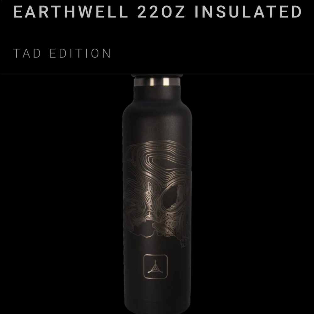 TAD Triple Aught Design Earthwell 22 oz insulated thermos